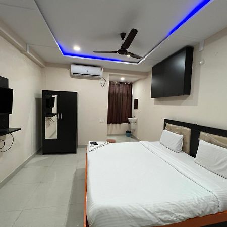 Hotel 5 Star Grand Shamshabad Exterior foto