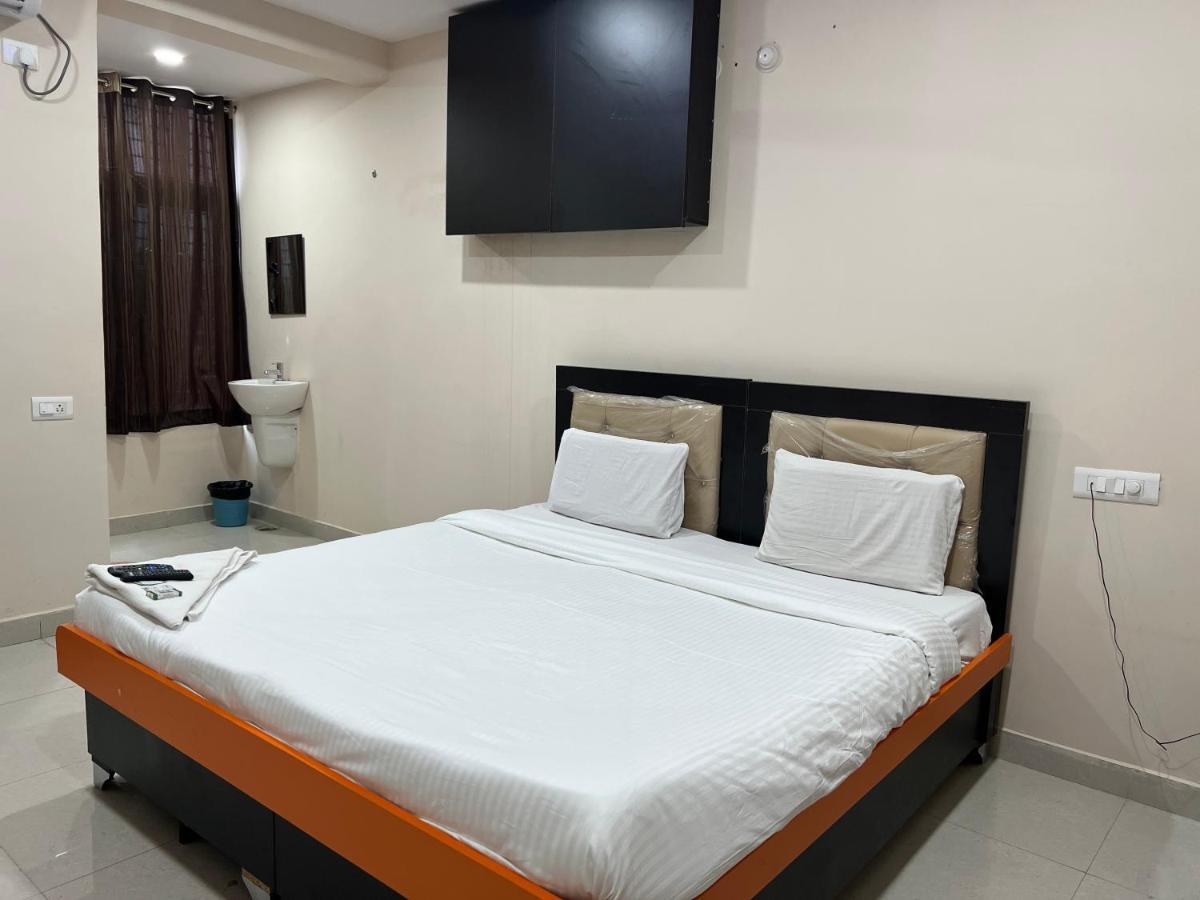 Hotel 5 Star Grand Shamshabad Exterior foto