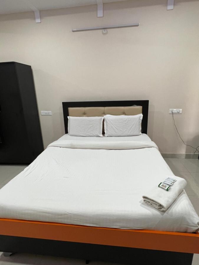 Hotel 5 Star Grand Shamshabad Exterior foto